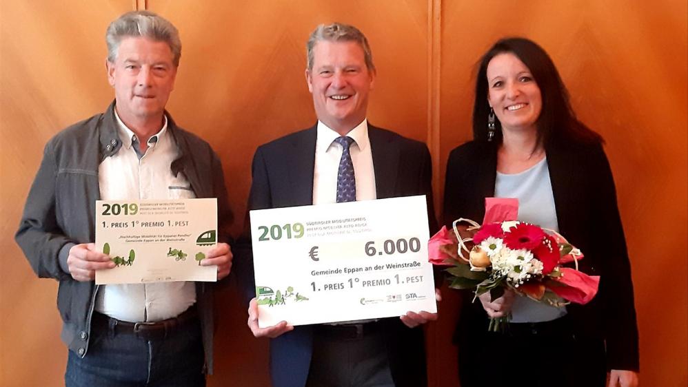 Klaus Koppelstätter, Mobilitätsberater, Wilfried Trettl, Bürgermeister Gemeinde Eppan, Christine Romen, KlimaGemeinde-Beauftragte